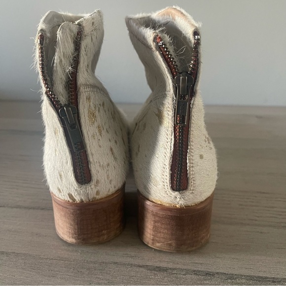 Coconuts by Matisse | The Slow Down Cow Hair Western Bootie - Picture 3 of 7